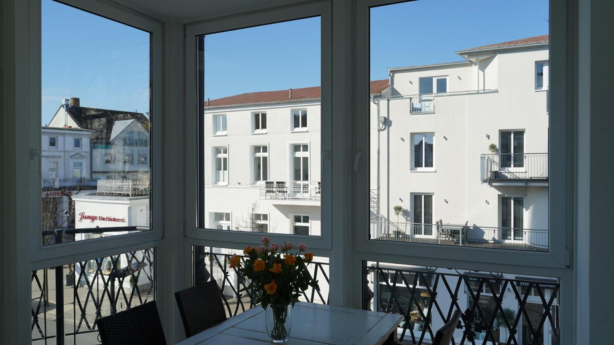 Apartment Balcony Conservatory